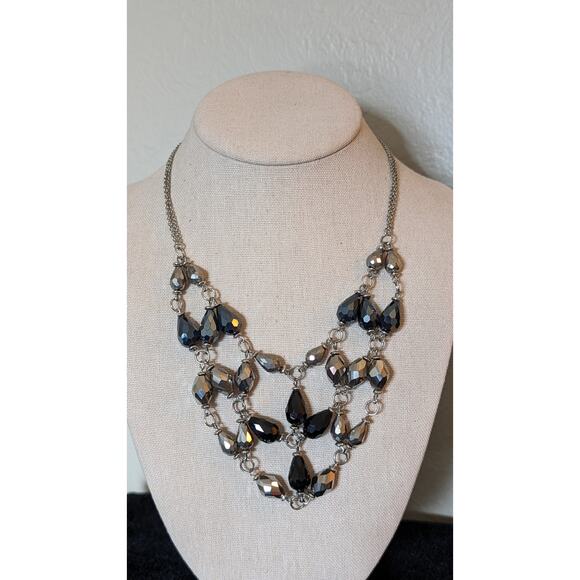 Silver & Black Metallic Crystal Web Beaded Silvertone Chain Statement Necklace - Picture 5 of 5